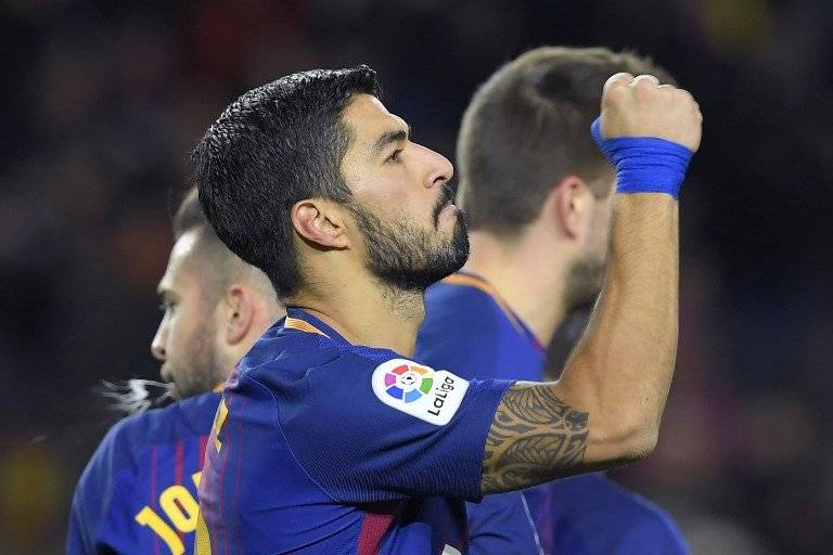 Gol de Luis Suárez contra el Valencia