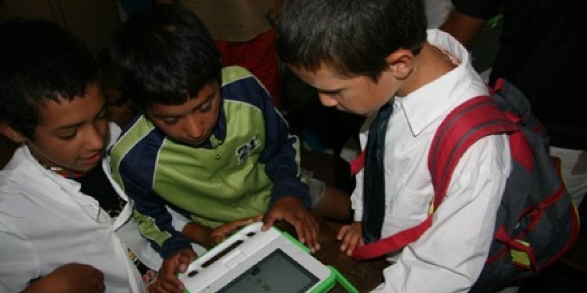 OLPC ya es una realidad en Uruguay y Perú encarga 260.000 unidades