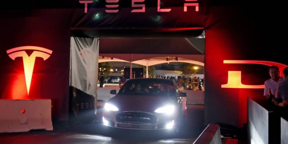 Tesla estaría en conversaciones para abrir una planta en Chile