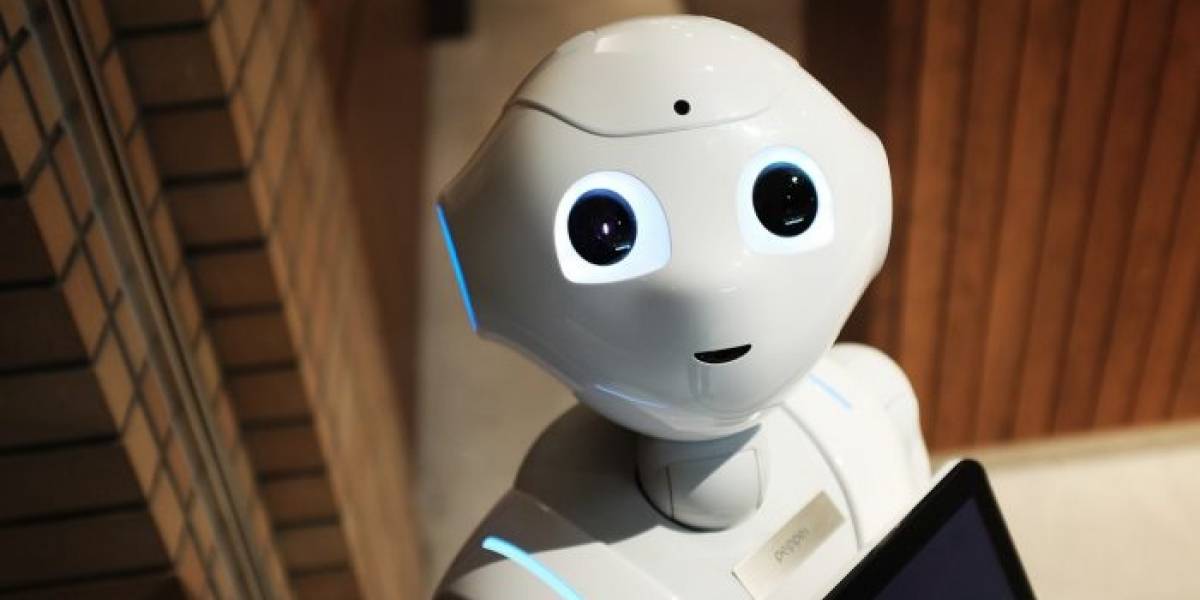 Robot se queda sin empleo por “ineficiente y siniestro”