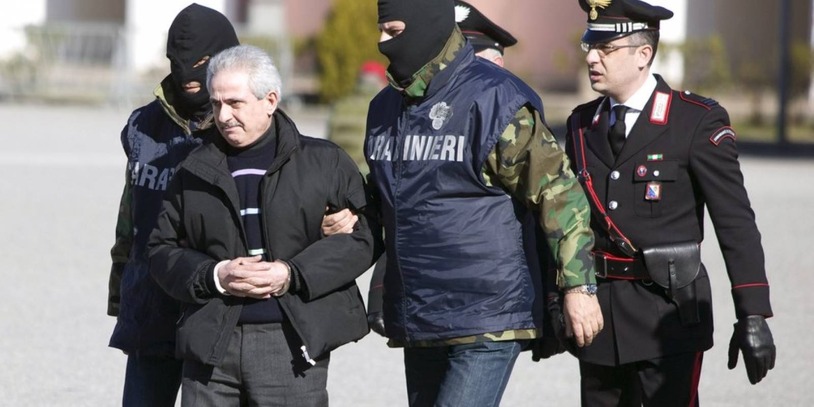99752500italyzmafiafeb08condelloafp-1f55c711f653c3d6f17233664d246954.jpg