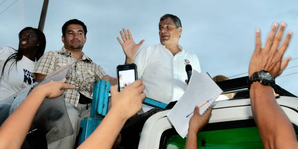 Expresidente Correa comparece a la Fiscalía por Petrochina