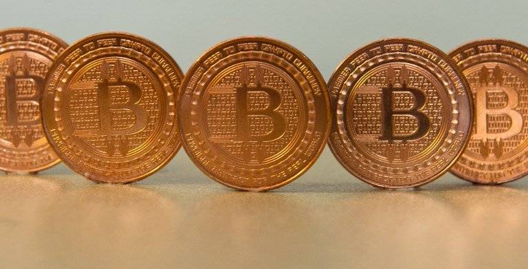 BITCOIN
