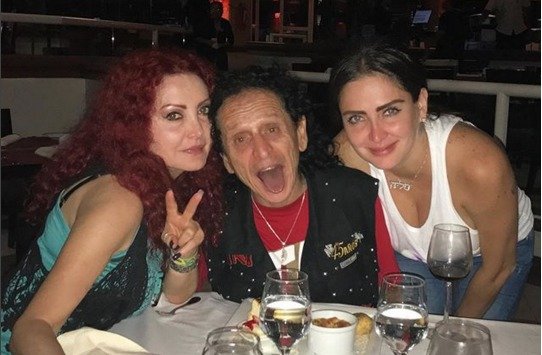 Álex Lora y su familia