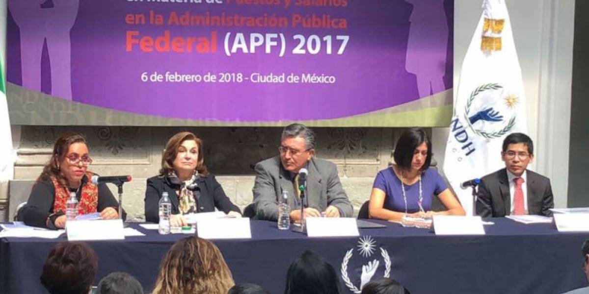 Persiste desigualdad de género en la función pública federal: CNDH