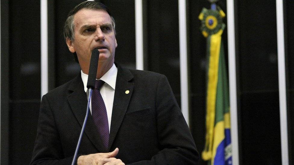 98689969bolsonaro3-0888bc52e61e730d630a2796436421c0.jpg