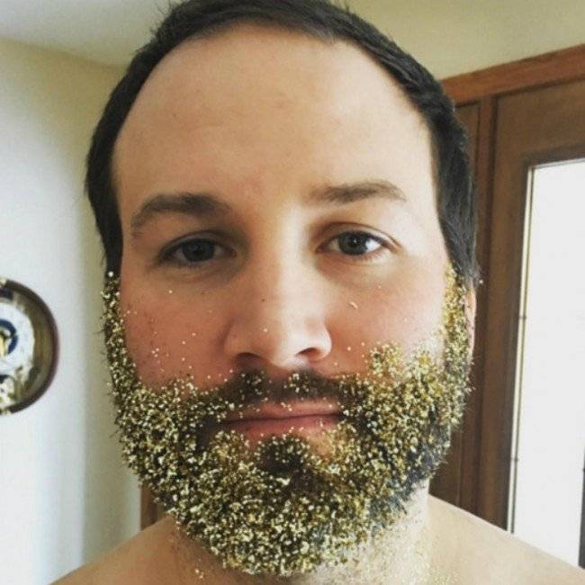 23glitterbeard6660x650.jpg