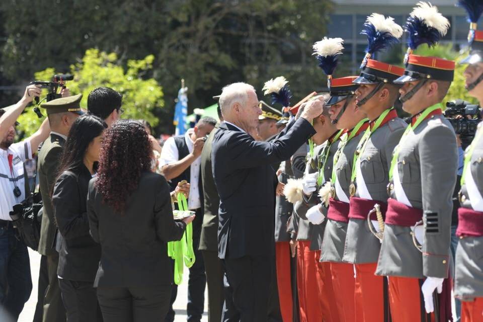 Condecoración cadetes