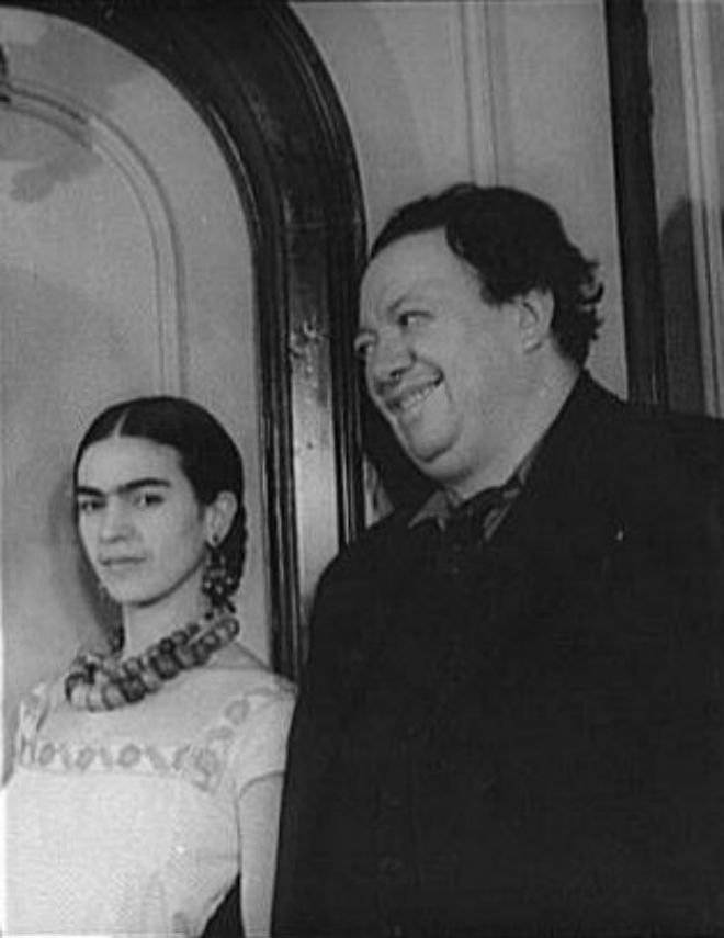 fridakahlodiegorivera1932.jpg