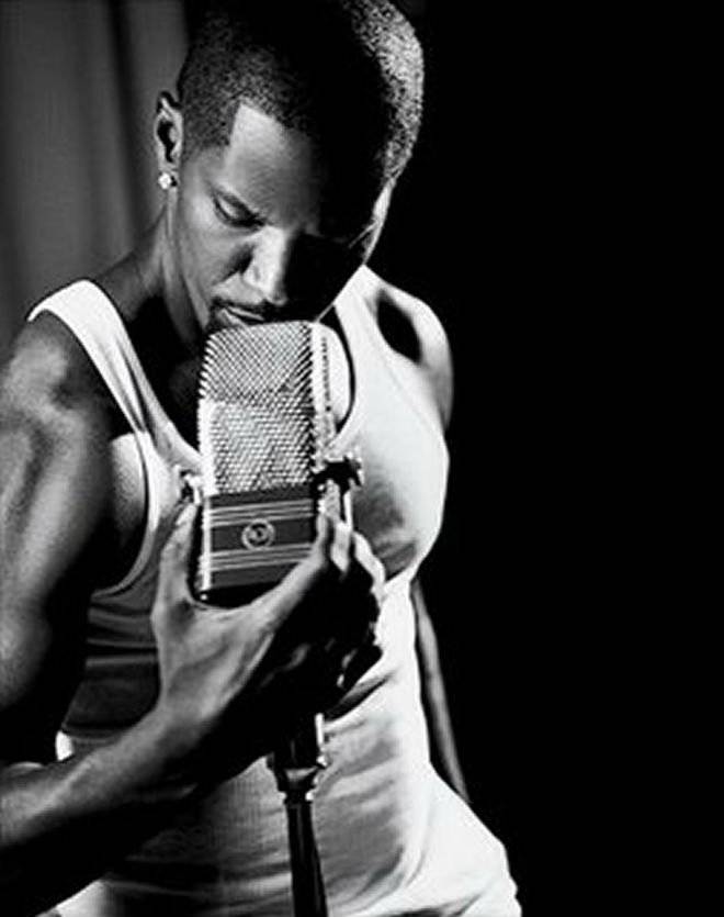 jamiefoxx03v2400.jpg