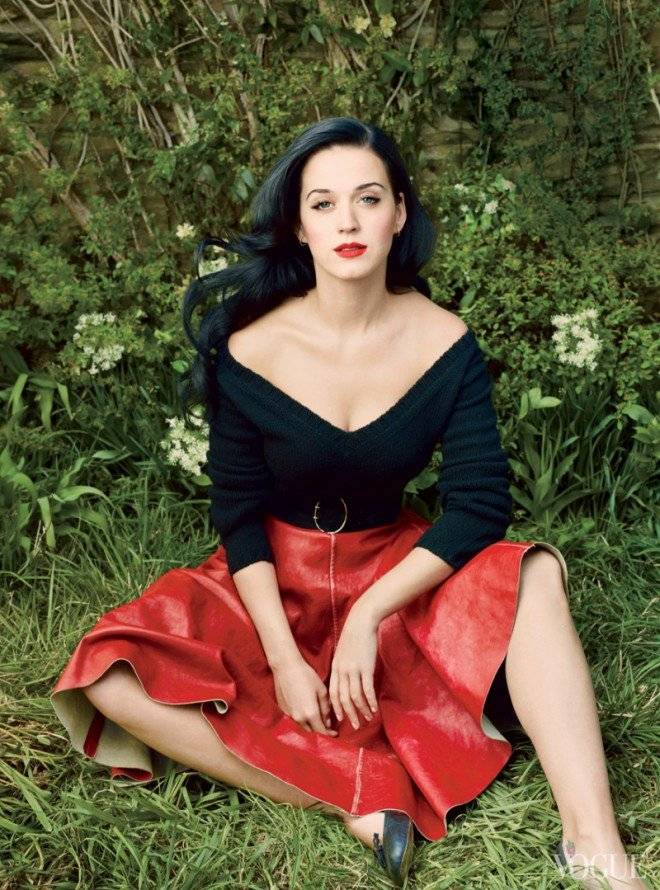 katyperrybyannieleibovitzforvogueusjuly20133e1371585160215.jpg
