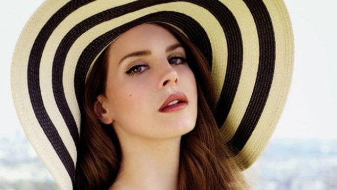 lanadelrey-2.jpg
