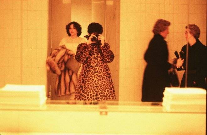 photographingladiesroomsaroundtheworldbodyimage1458667551660x650.jpg