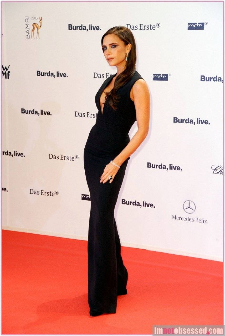 victoriabeckham103856x1280.jpg