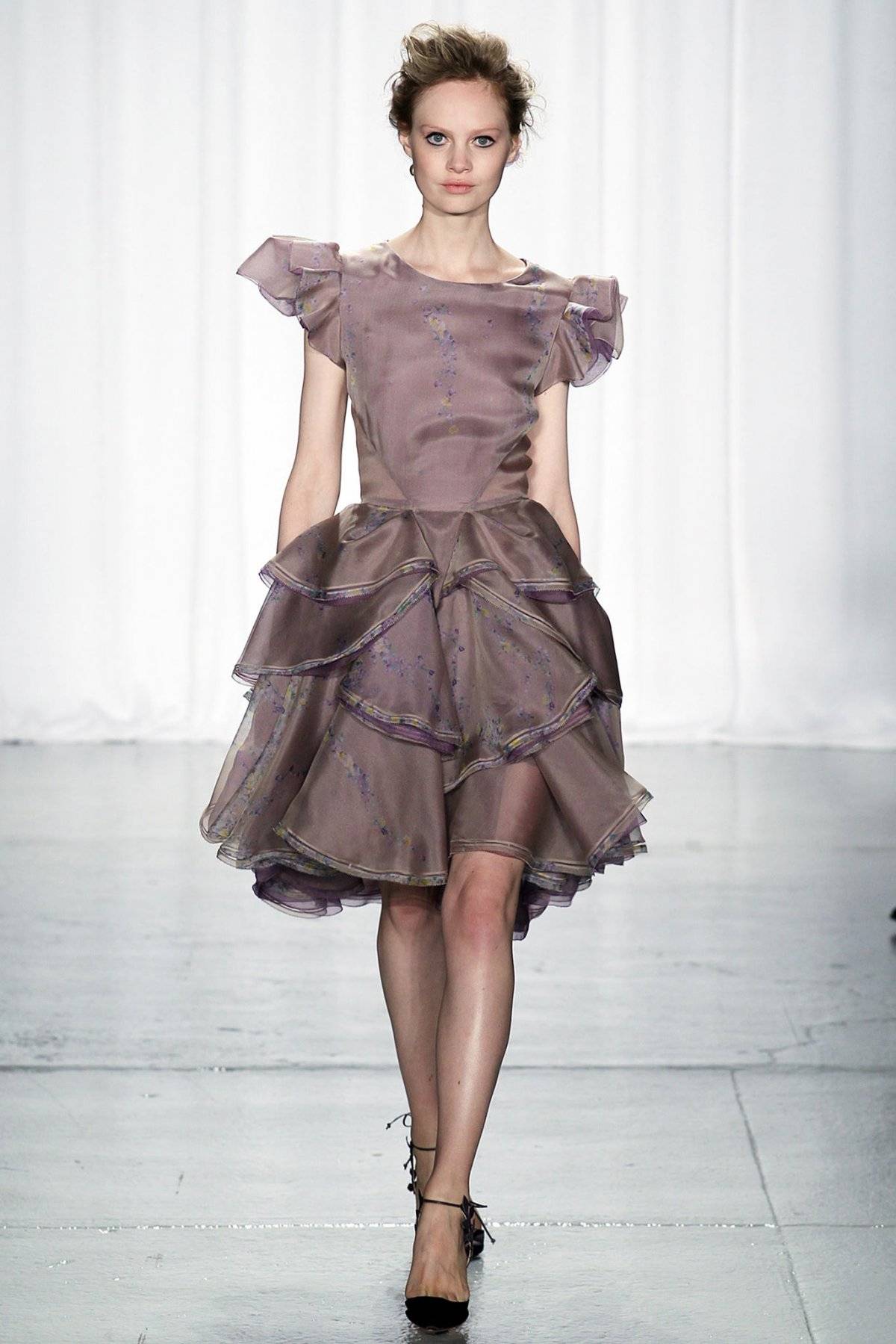 zacposen.jpg