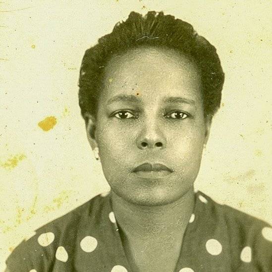 99961539tiamariadojongoaos38anosemfototiradaem1958-f8f400bdcf038afbcebd0a10cac40e46.jpg