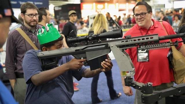 99704640blackgunsnra1getty-80aacc34a3b3a354e8181e20f0f5f05a.jpg