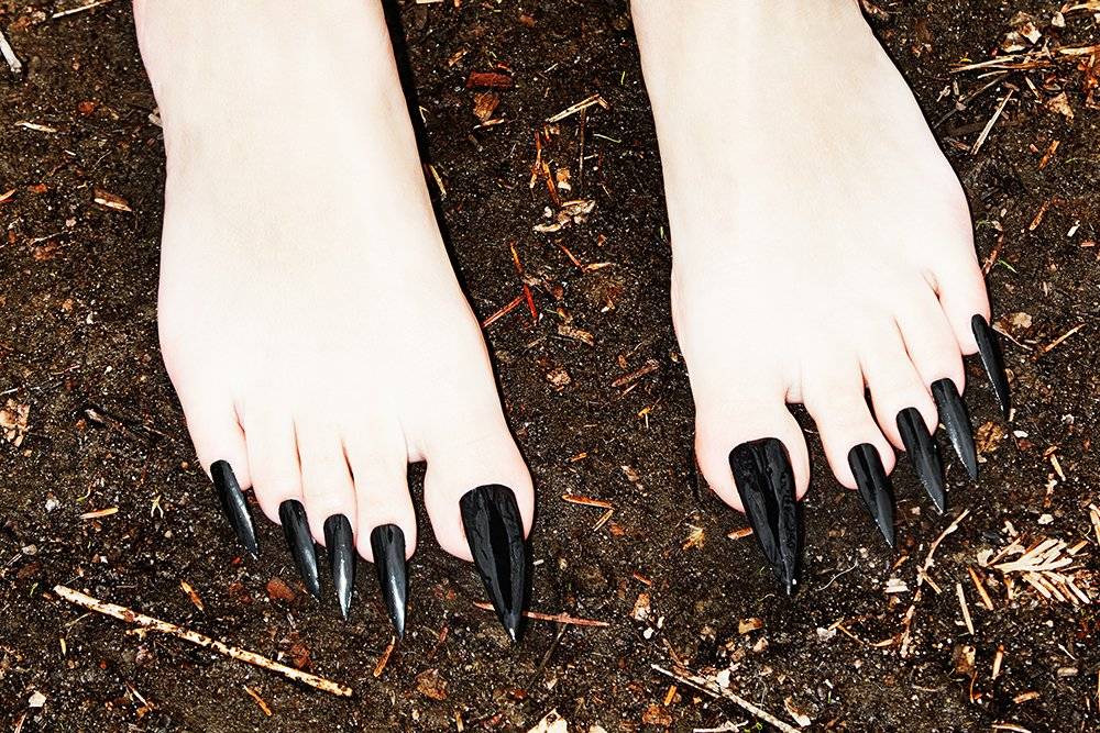 amynails2.jpg