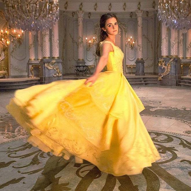 bellegolddressemmawatsonbeautyandthebeast1.jpg