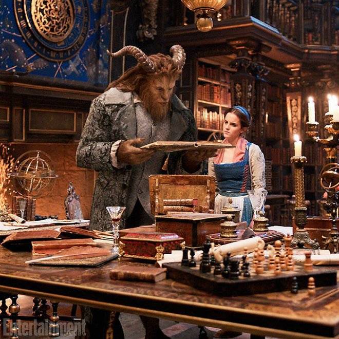 bellegolddressemmawatsonbeautyandthebeast2.jpg