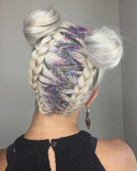 bouchyhairblondedoublebunswithzigzagpartglitterroots660x650.jpg