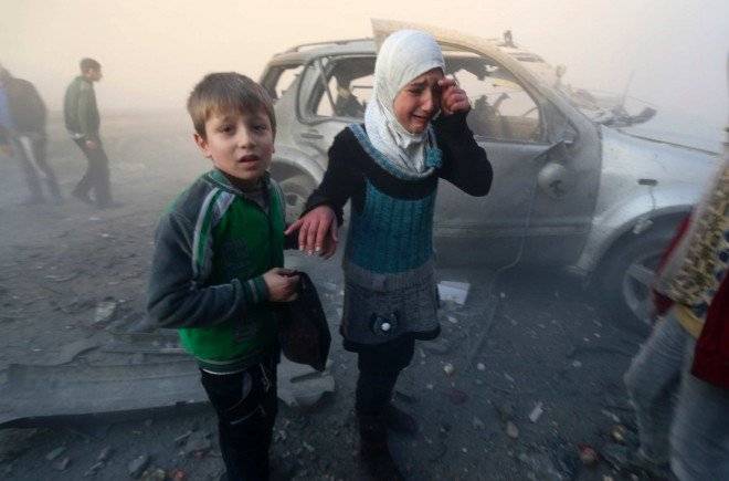 childreninsyrianstreetafterbombingdata660x650.jpg