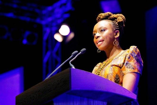 chimamandangoziadichievogue12mar15rexb660x650.jpg