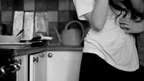 couplecutelovepassionfavim.com2360653.gif