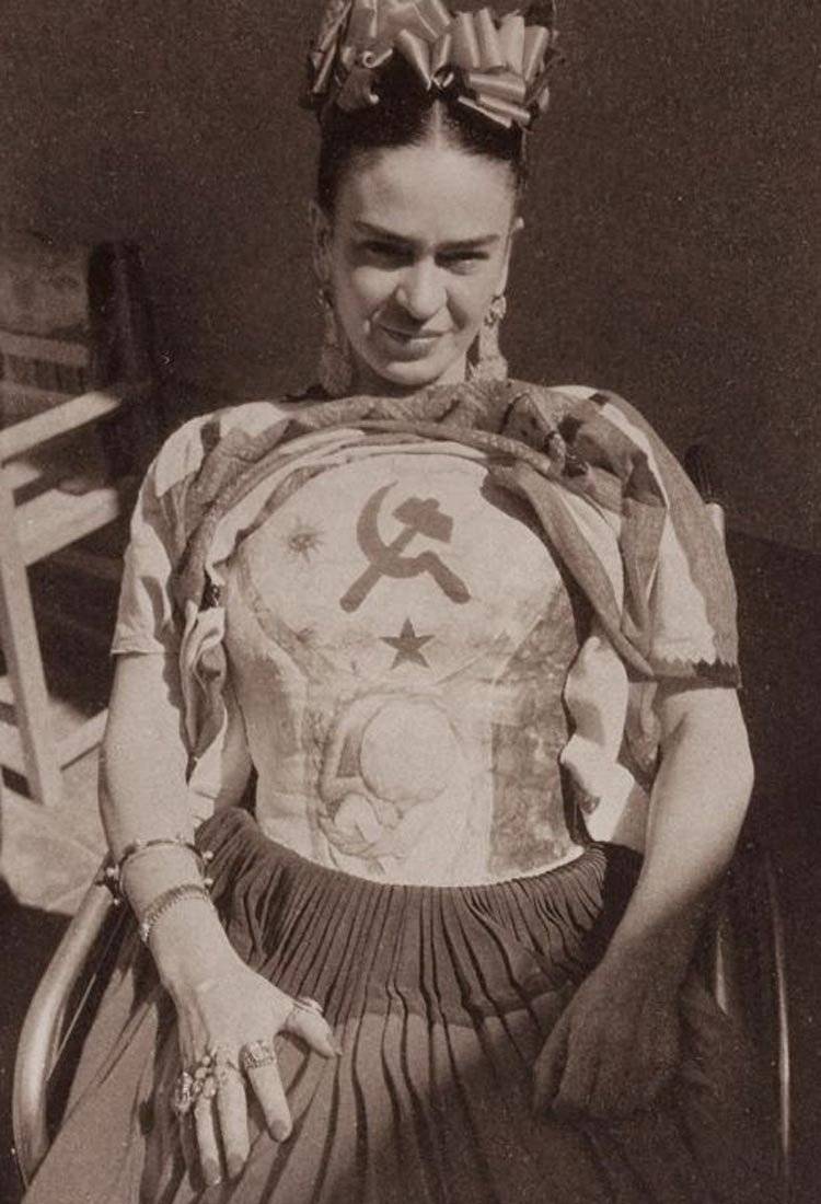 fridakahloantoniokahlo.jpg
