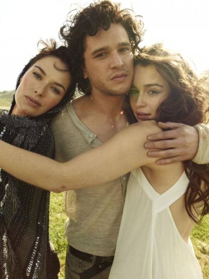 gameofthronesstarsphotoshootrollingstone3599d34ea99ae2700.jpg