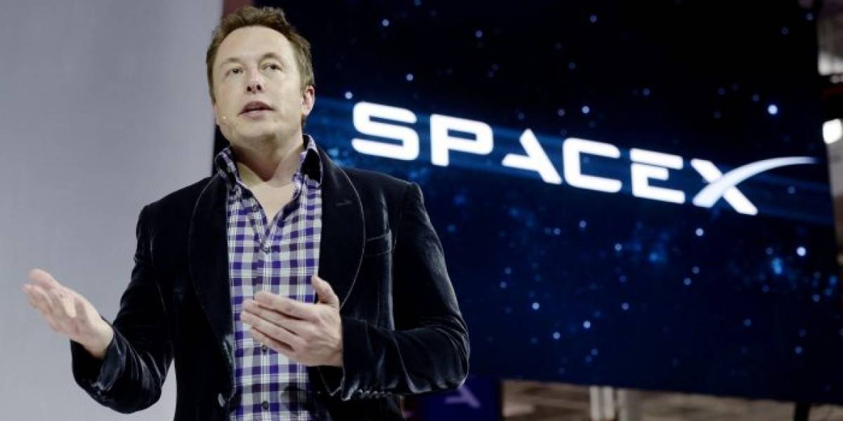 Elon Musk revela interesantes secretos tras el lanzamiento de Falcon Heavy