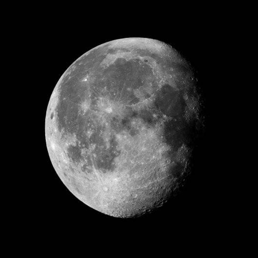 gibbousmoon.jpg