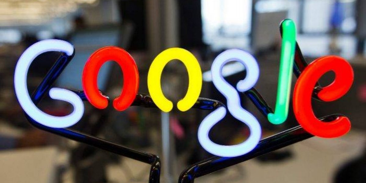 Google ya ofrece reservar viajes y hoteles en el buscador