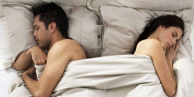 ocouplebedsleepingcoverhuffpost660x650.jpg