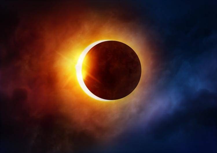partialsolareclipseclouds.jpg