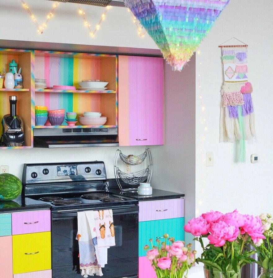 rainbowcoloredapartmentaminamucciolo4259439def2ff44880.jpg