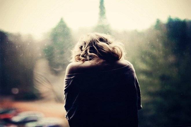 sadgirlwallpaperhighdefinitionfordesktopwallpaper660x650-3.jpg