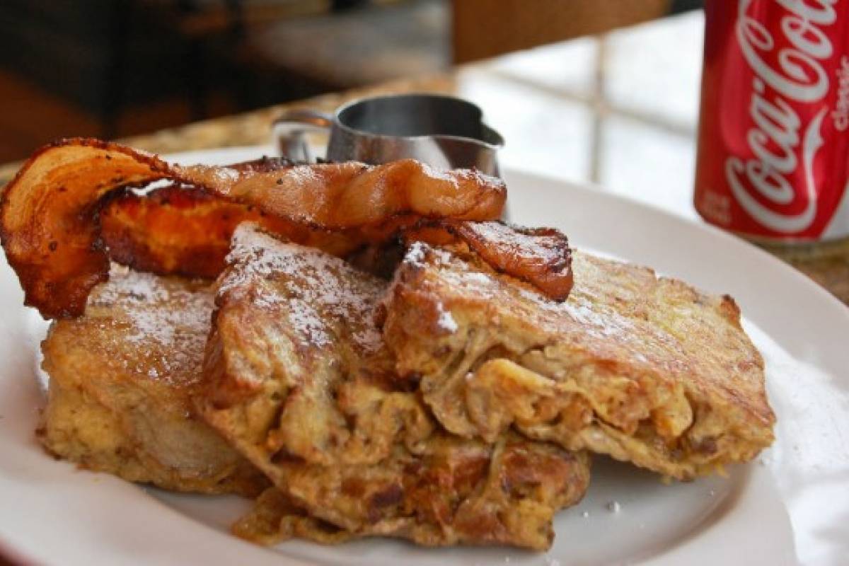 Cómo preparar el pudín de pan francés con tocino Sabrosía Nueva Mujer