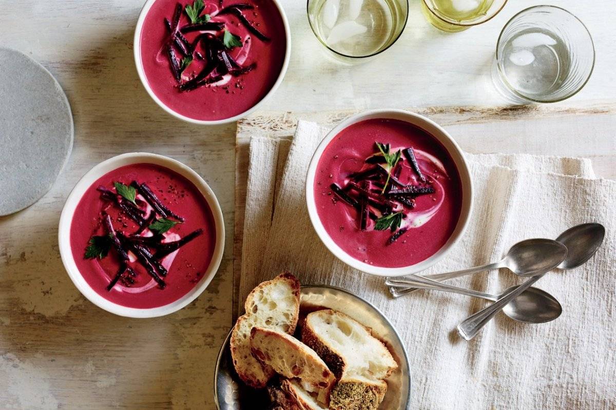 51188420beetgingercoconutsoup.jpg