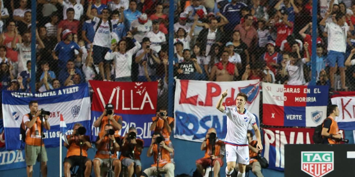 Dura sanción al Nacional de Uruguay por burlas de hinchas contra Chapecoense