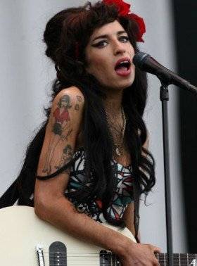 amyw280x378.jpg