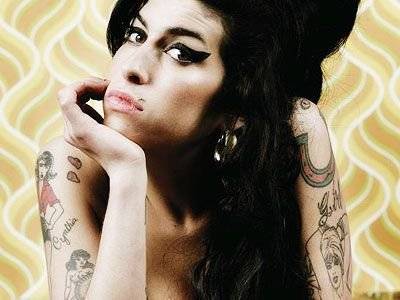 amywinehouse.fotolacosarosa.jpg