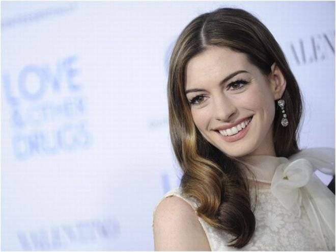 annehathaway1-1.jpg