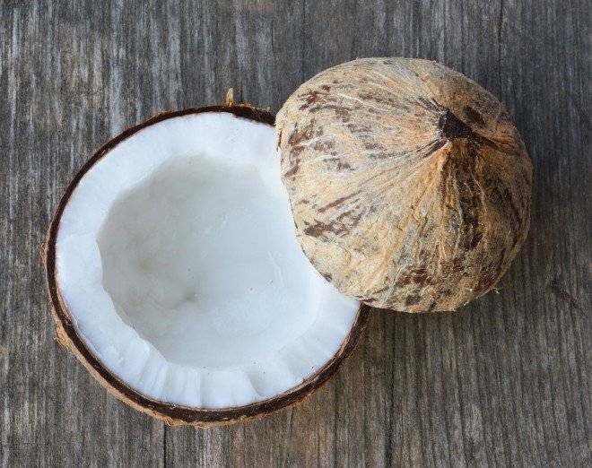 beautyusescoconutoil660x550.jpg