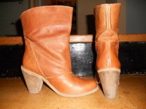 botas2466x350.jpg