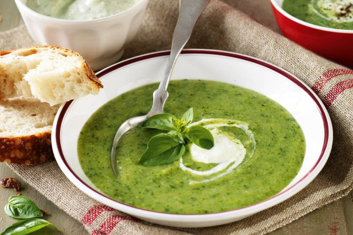 broccolispinachpotatosoup838941.jpg