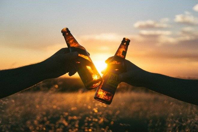 cheers8398651280660x550.jpg