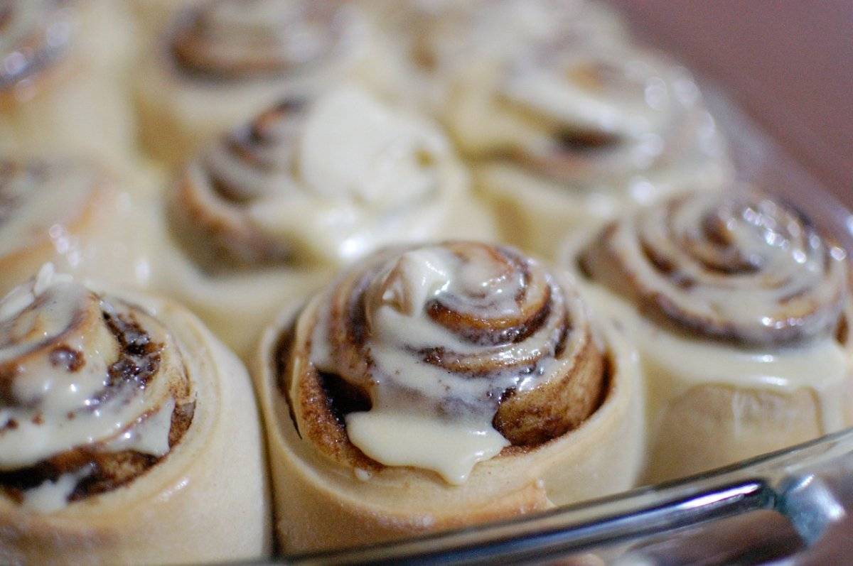 cinnaboncinnamonrolls.jpg