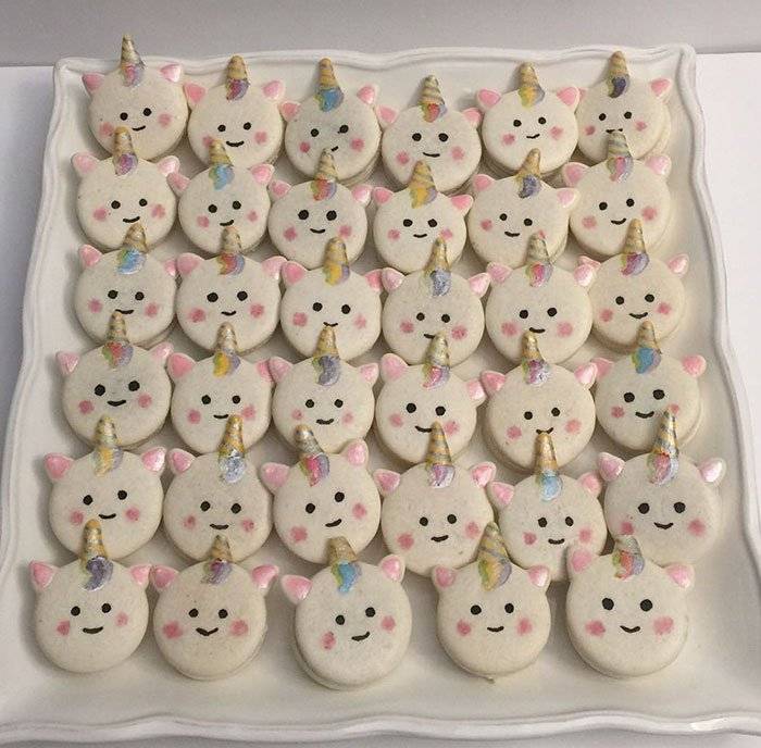 cuteunicornmacarons17586e4d29bf811700.jpg