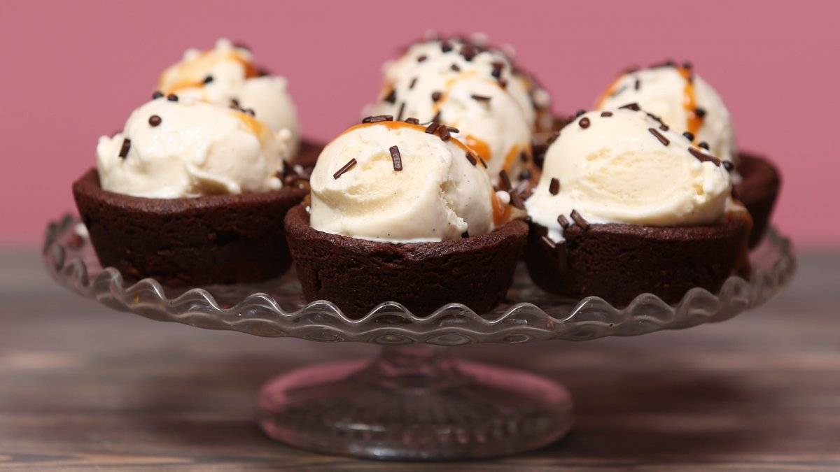 dkkdgt98uadb65uban29c4ieyeqiuqymsaminibrowniebowlsforicecreamlandscapethumbnailenuk.jpg